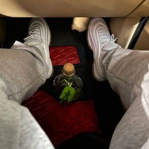 Meet your Posher, Elgin